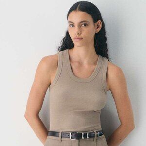 Aritzia Babaton Busy Tank